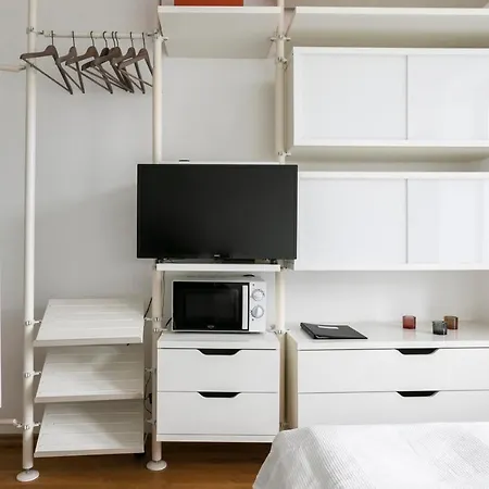 Huoneisto 2ndhomes Bright Studio In Fredrikinkatu