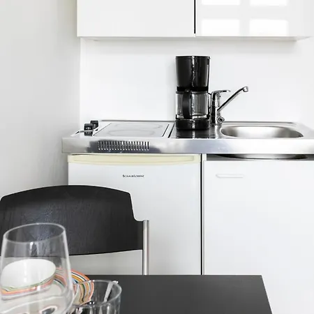 2ndhomes Bright Studio In Fredrikinkatu Lejlighed Helsinki